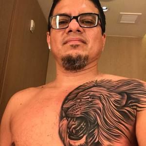 Meet your Posher, Carlos